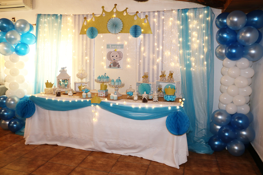 Mantel azul cielo fiestas de cumpleaños - Happy Party Stores.com