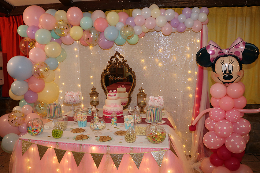 36 Preciosas mesas de dulces de Minnie Mouse para Fiesta  Decoracion fiesta  de minnie, Fiesta minnie mouse decoracion, Fiesta de minnie mouse