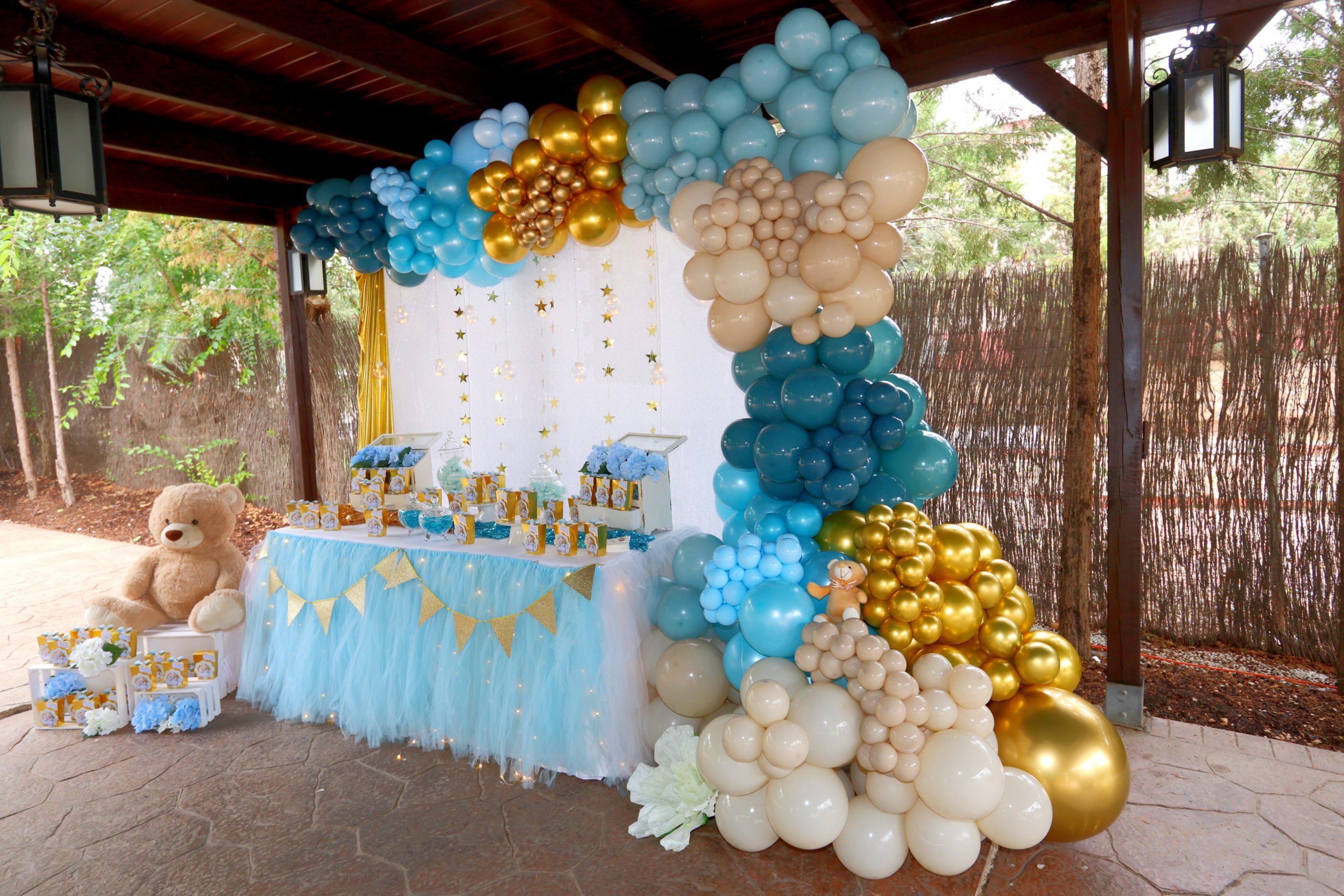 Decoración con globos para baby shower, by Party Globos